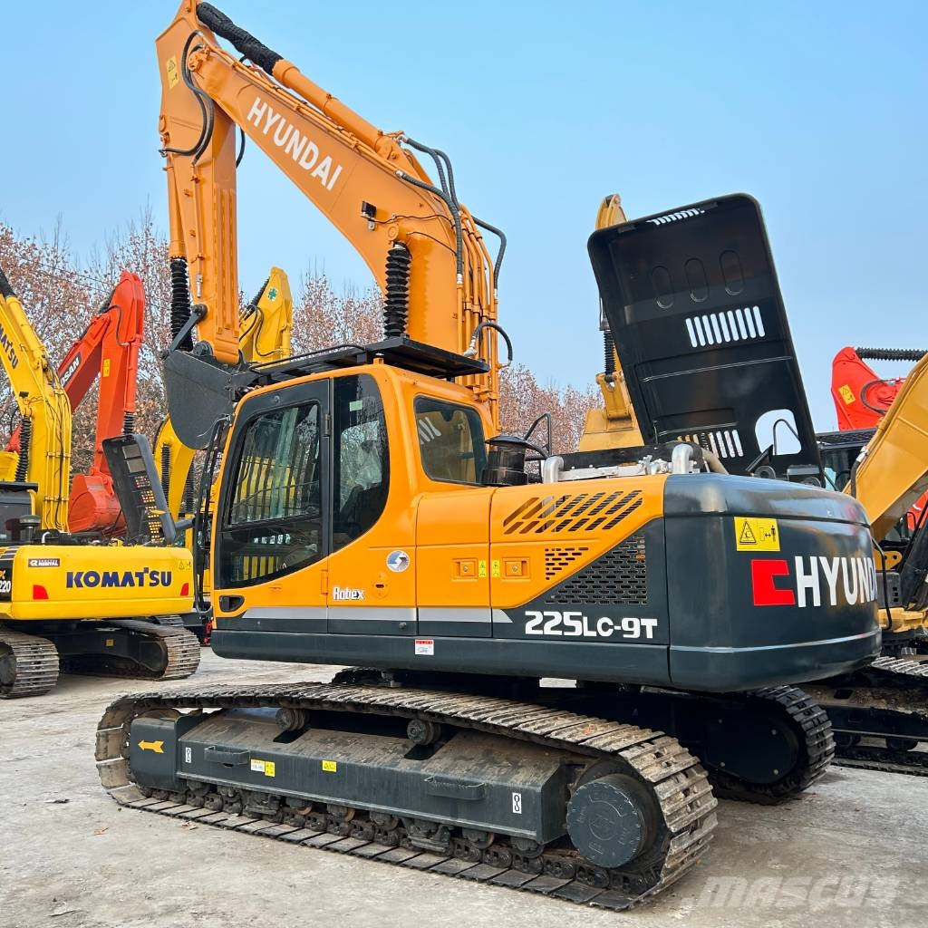 Hyundai 225-9 Escavadoras de rastos