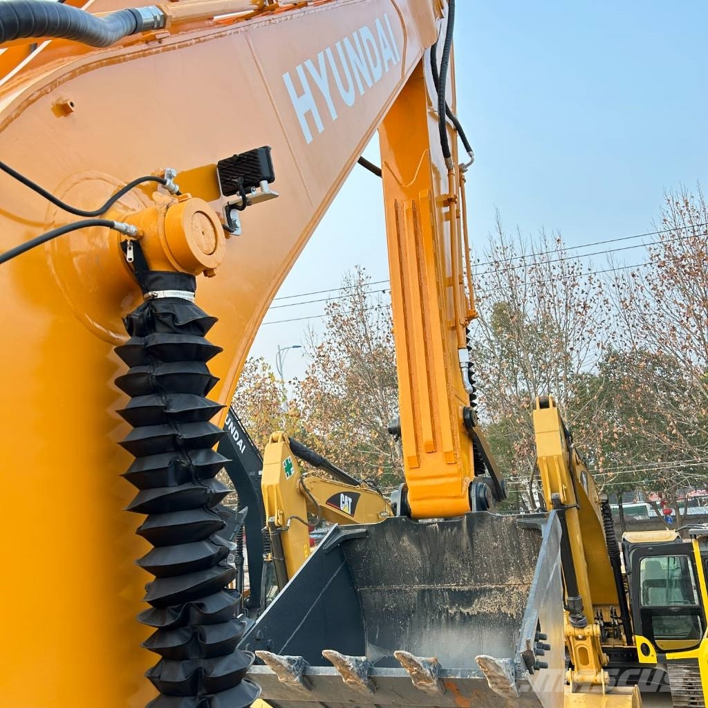 Hyundai 225-9 Escavadoras de rastos