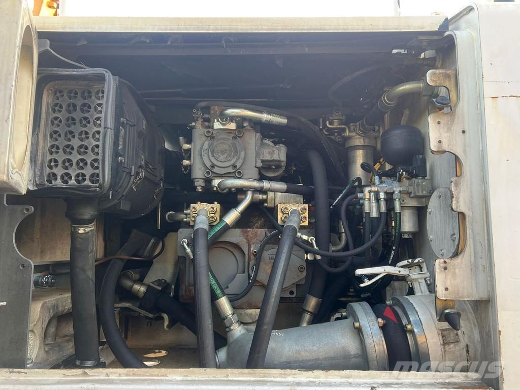 Liebherr R 934 C HDSL Escavadeiras de esteiras