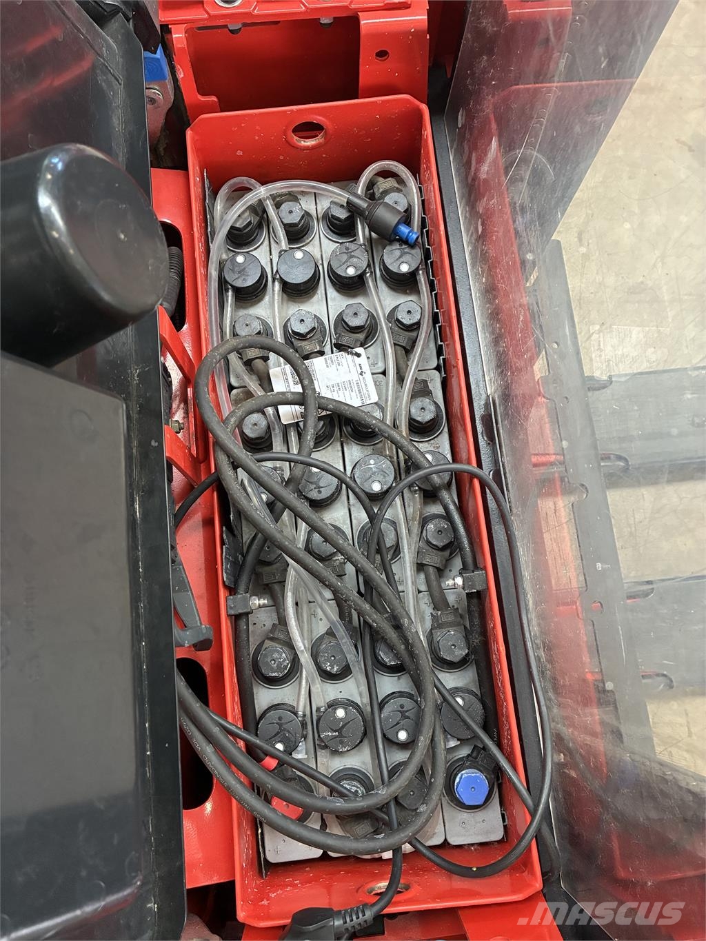 Linde L14 自走式堆積機