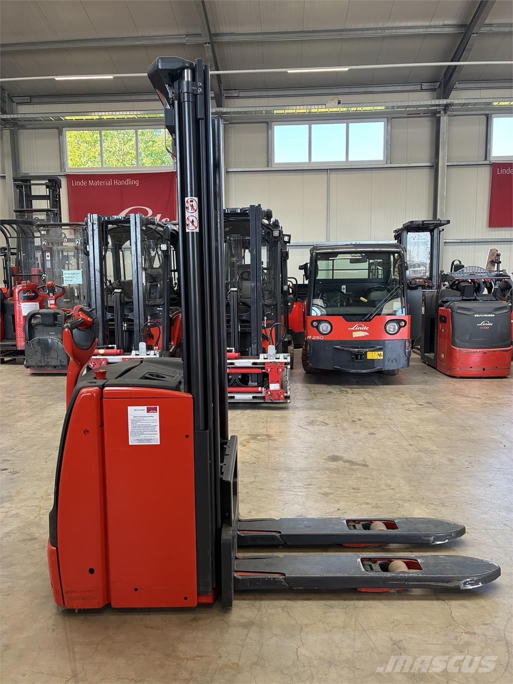 Linde L14 Samopogonski ručni viljuškari