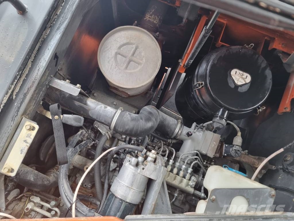 Hitachi ZW 250 Rataslaadurid