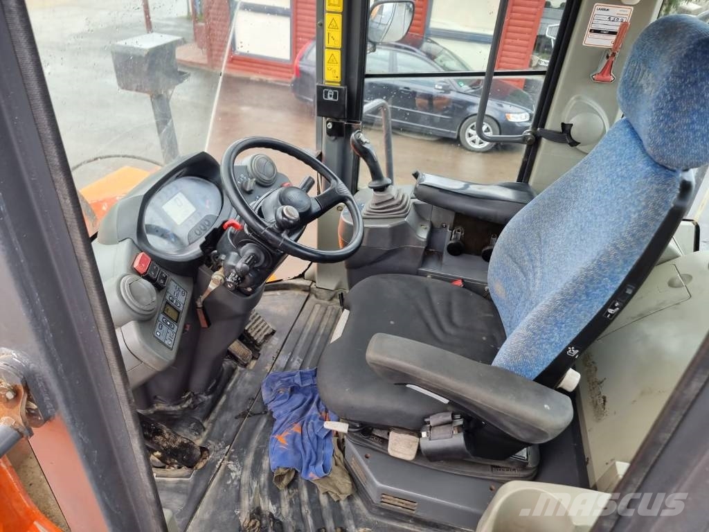Hitachi ZW 250 Rataslaadurid