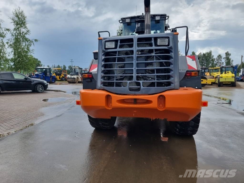 Hitachi ZW 250 Rataslaadurid