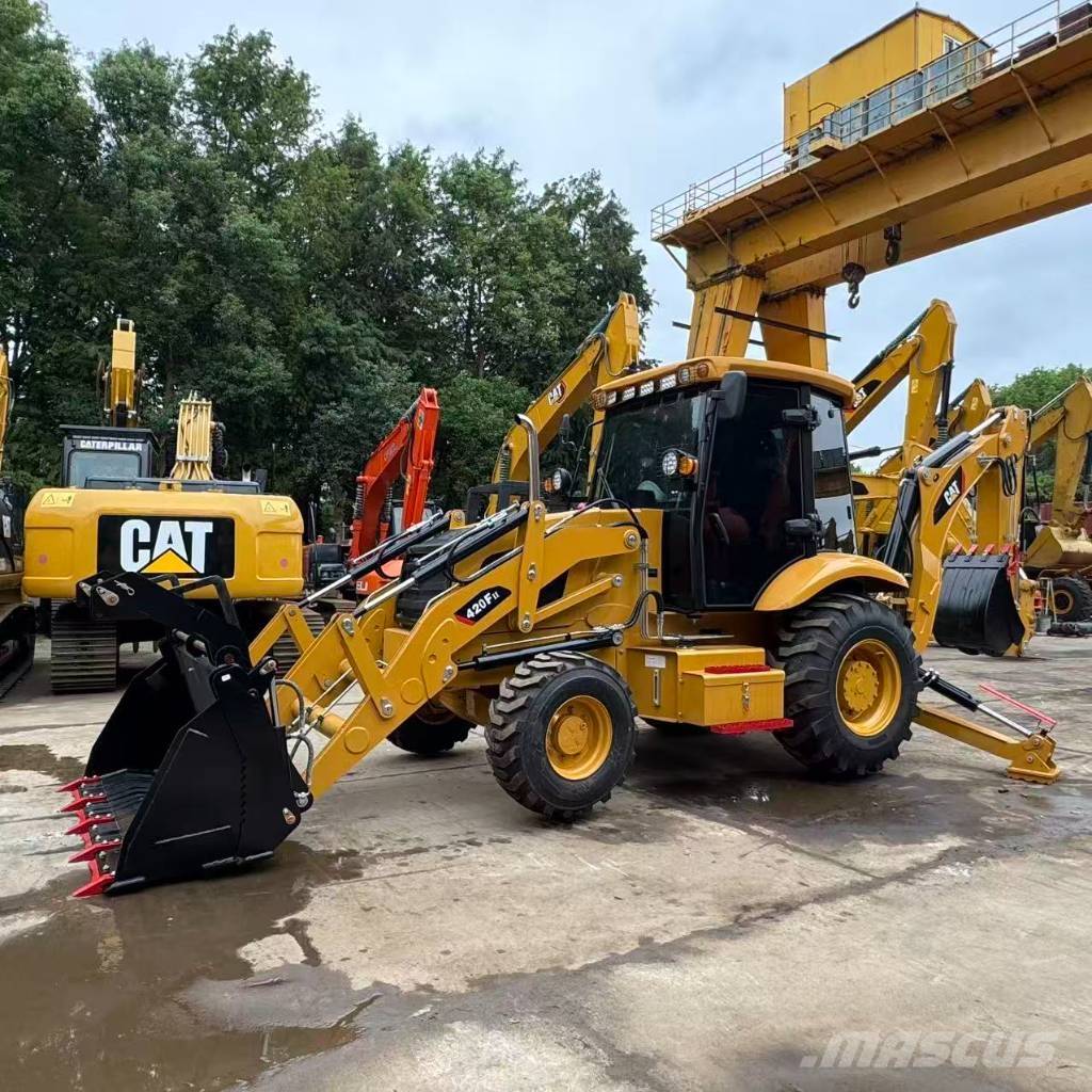 CAT 420 F2 لوادر ذات جرافات عكسية