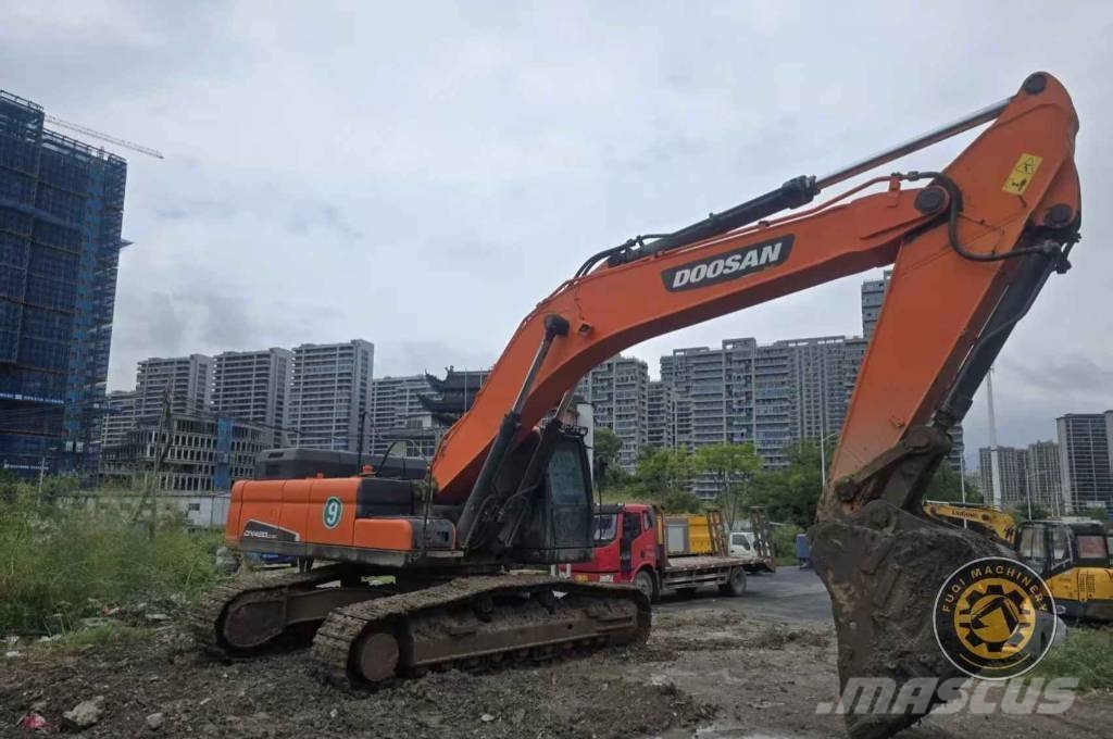 Doosan DX420LC-9S Raupenbagger