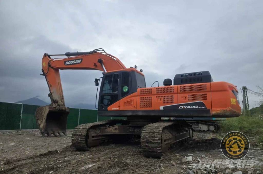 Doosan DX420LC-9S Raupenbagger