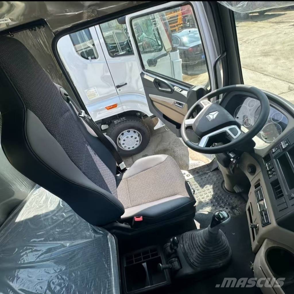 Howo 371 8x4 ダンプ