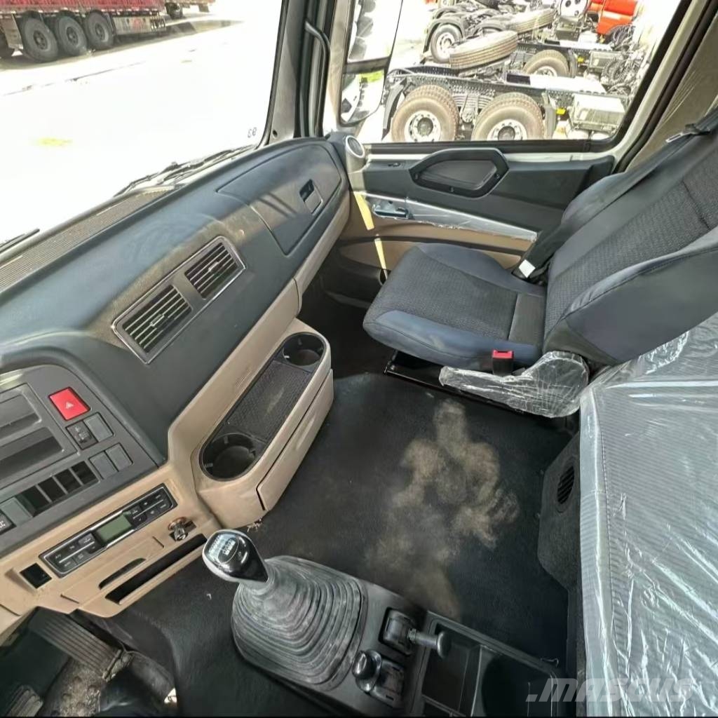 Howo 371 8x4 ダンプ