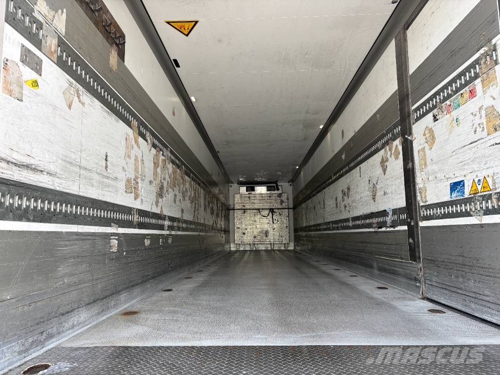 Schmitz Cargobull SKO 2-Temp FRC نصف مقطورات بدرجة حرارة قابلة للضبط