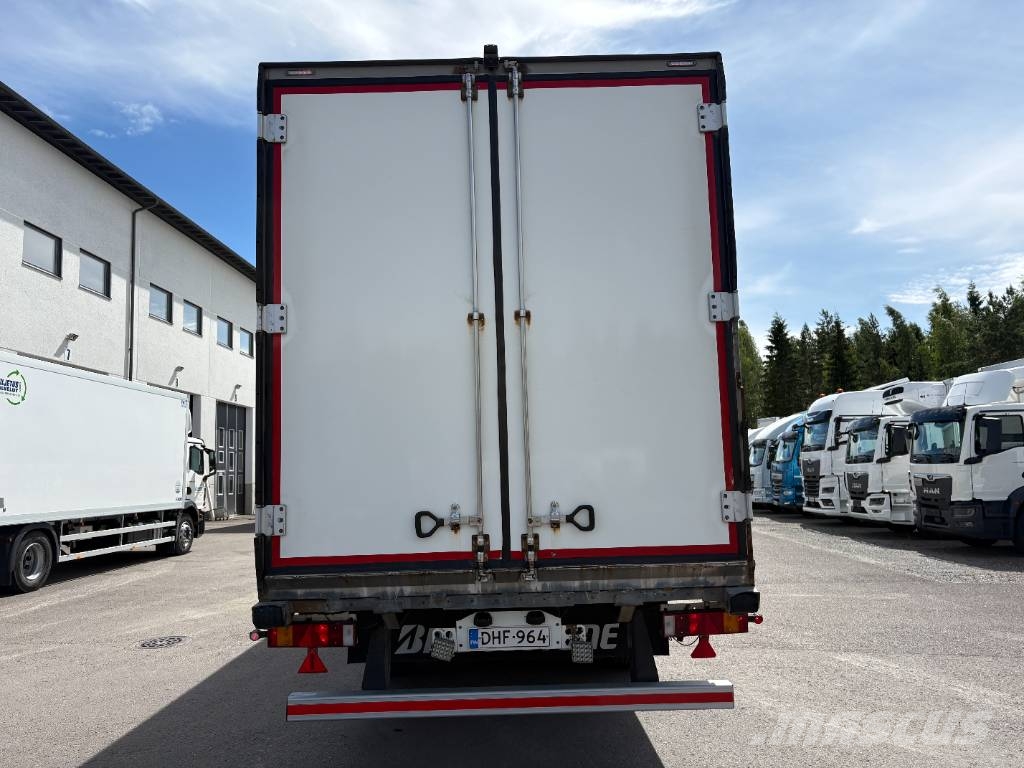 Schmitz Cargobull SKO 2-Temp FRC نصف مقطورات بدرجة حرارة قابلة للضبط