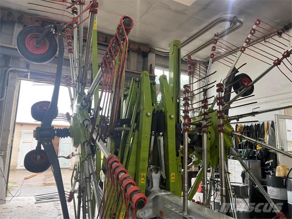 CLAAS LINER 4000 Andaineur
