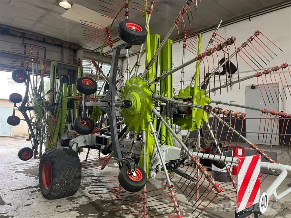 CLAAS LINER 4000 Andaineur