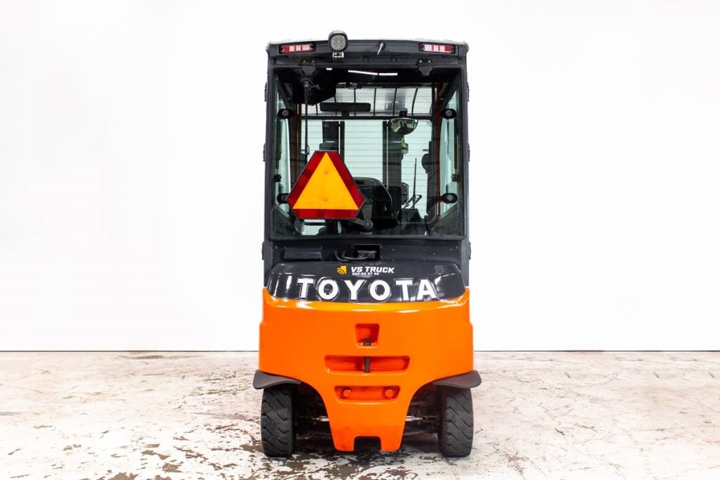 Toyota Traigo 8FBMKT30, 3-tons elmotvikt med låga timmar Ηλεκτρικά περονοφόρα ανυψωτικά κλαρκ