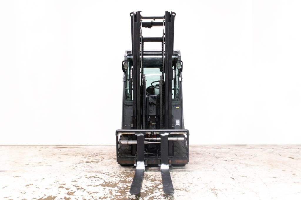 Toyota Traigo 8FBMKT30, 3-tons elmotvikt med låga timmar Ηλεκτρικά περονοφόρα ανυψωτικά κλαρκ