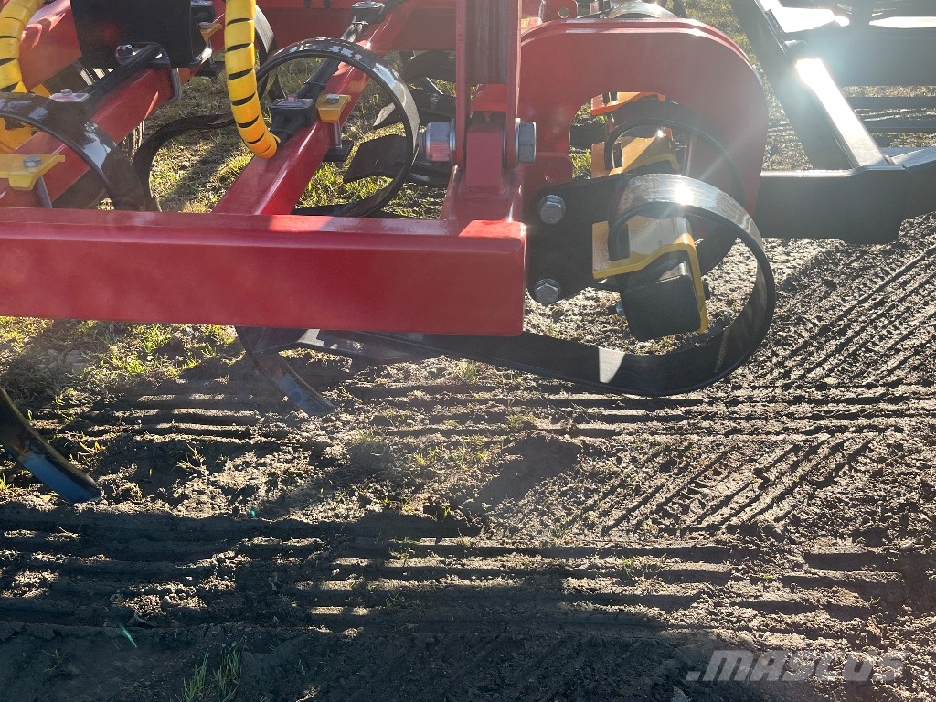 Potila Solver 700 Akėčios