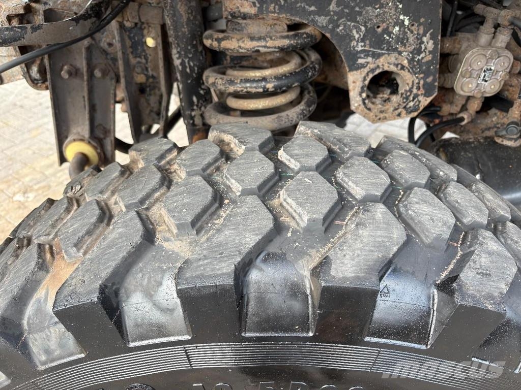 Unimog 424 + 4X4 + BJ 1977 + MANUAL + 261666 KM + HYDRAUL Ostalo