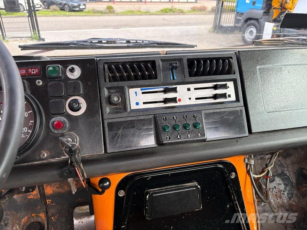 Unimog 424 + 4X4 + BJ 1977 + MANUAL + 261666 KM + HYDRAUL Ostalo