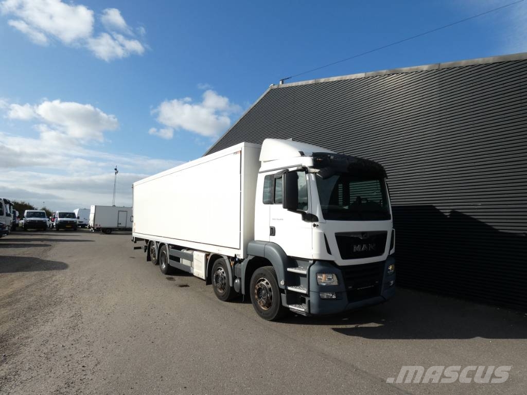 MAN TGS 35.320 Tovornjaki zabojniki