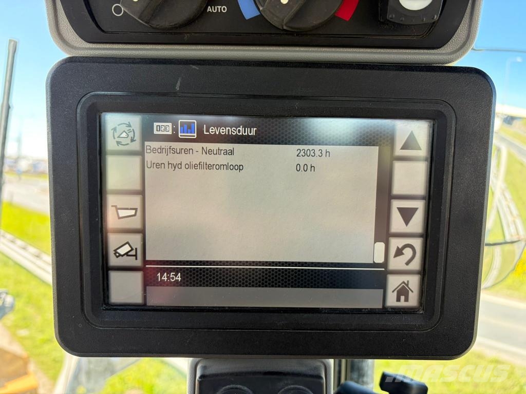 CAT 950M 轮式装载机