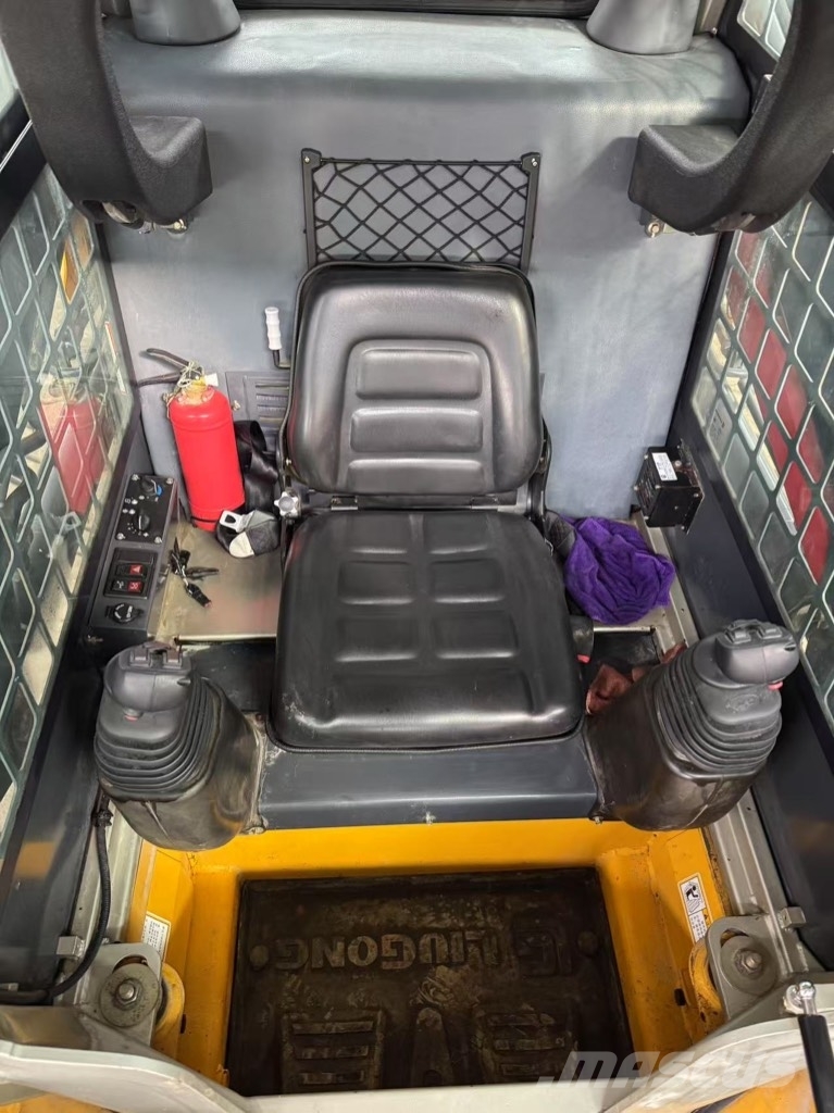 LiuGong 385 B Skid steer loderler