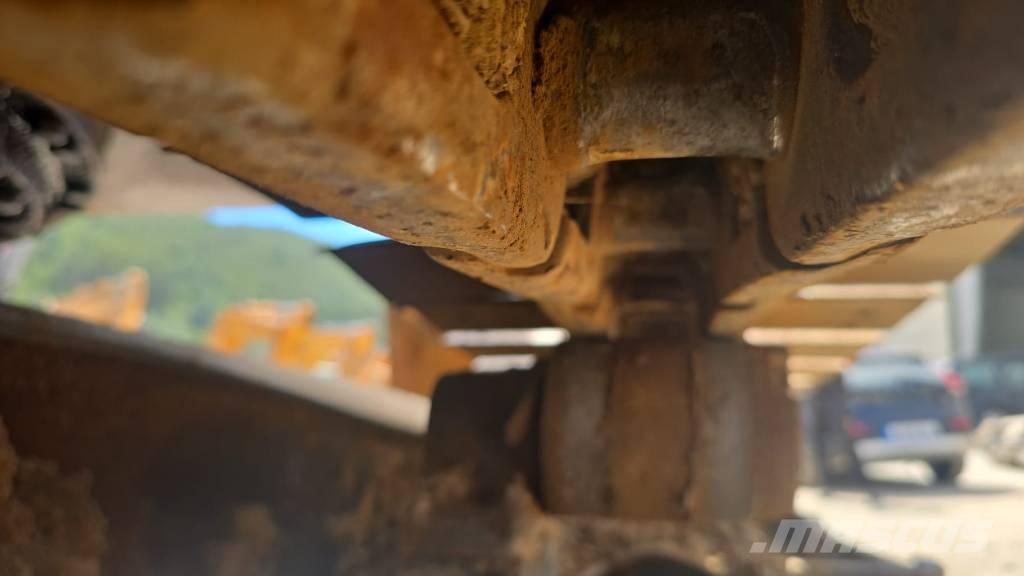 Komatsu PC 130-8 Raupenbagger