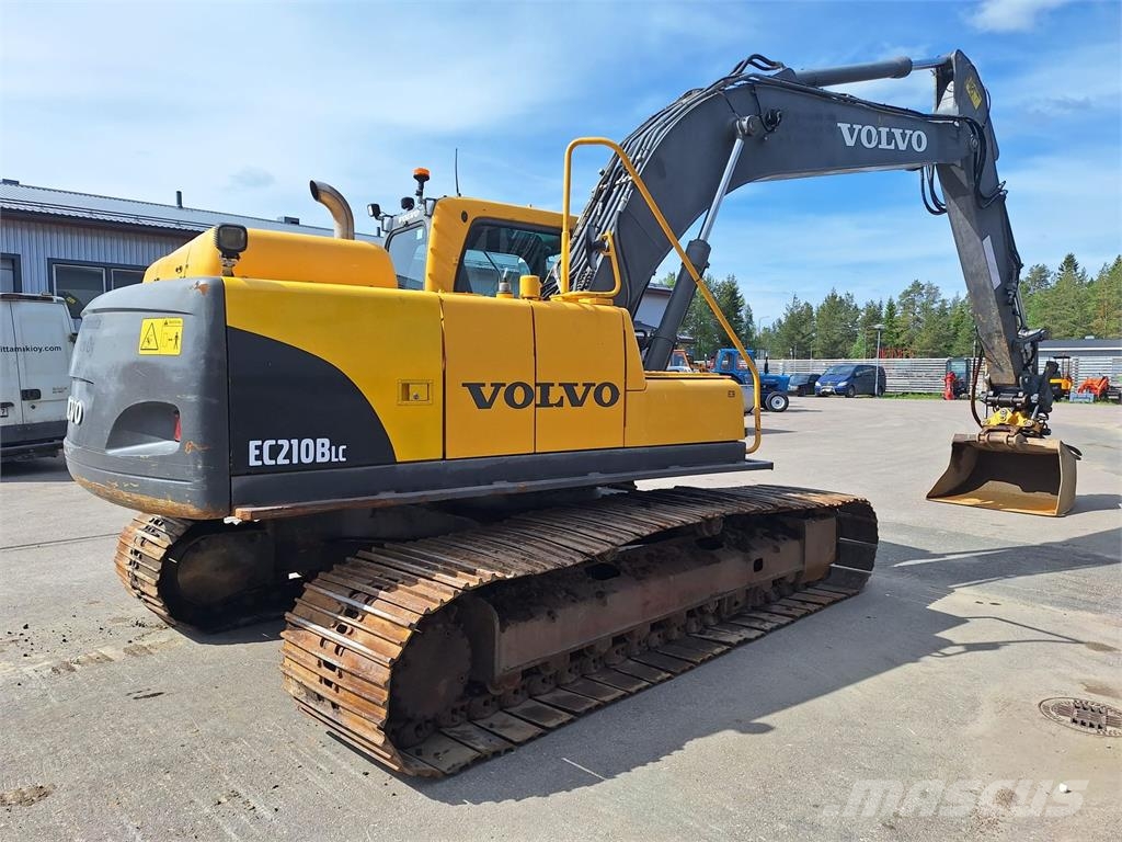 Volvo EC210BLC PYÖRITTÄJÄLLÄ Гусеничные экскаваторы