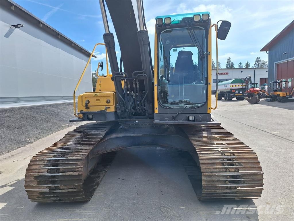 Volvo EC210BLC PYÖRITTÄJÄLLÄ Гусеничные экскаваторы