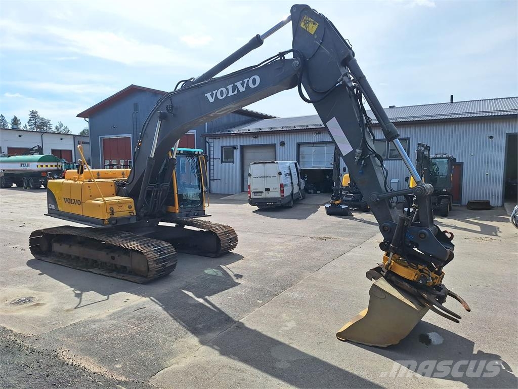Volvo EC210BLC PYÖRITTÄJÄLLÄ Гусеничные экскаваторы