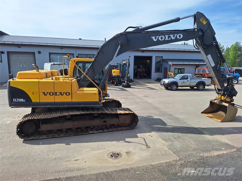 Volvo EC210BLC PYÖRITTÄJÄLLÄ Гусеничные экскаваторы