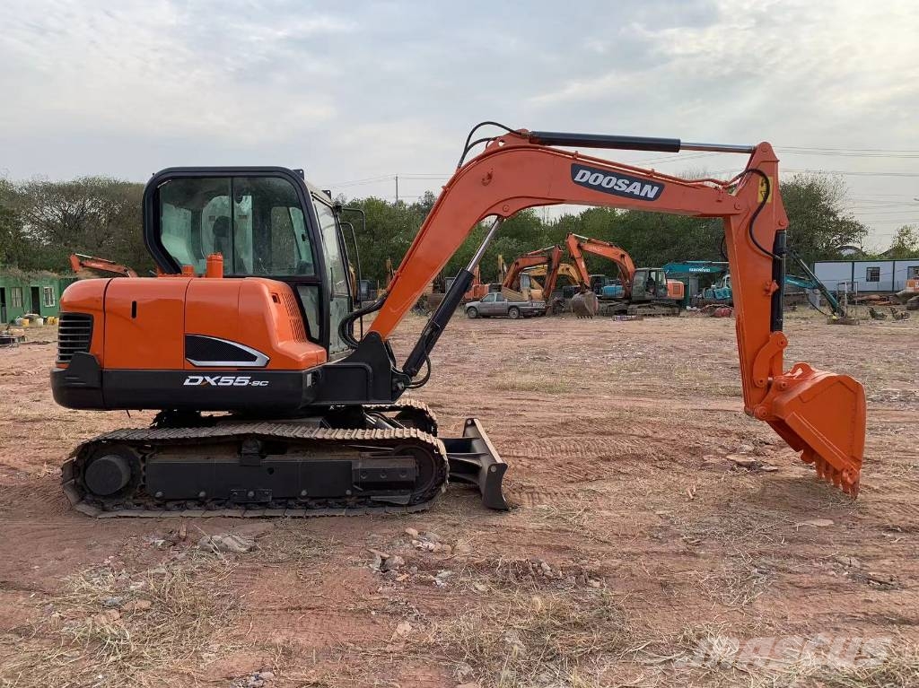 Doosan DX55 Miniescavatori