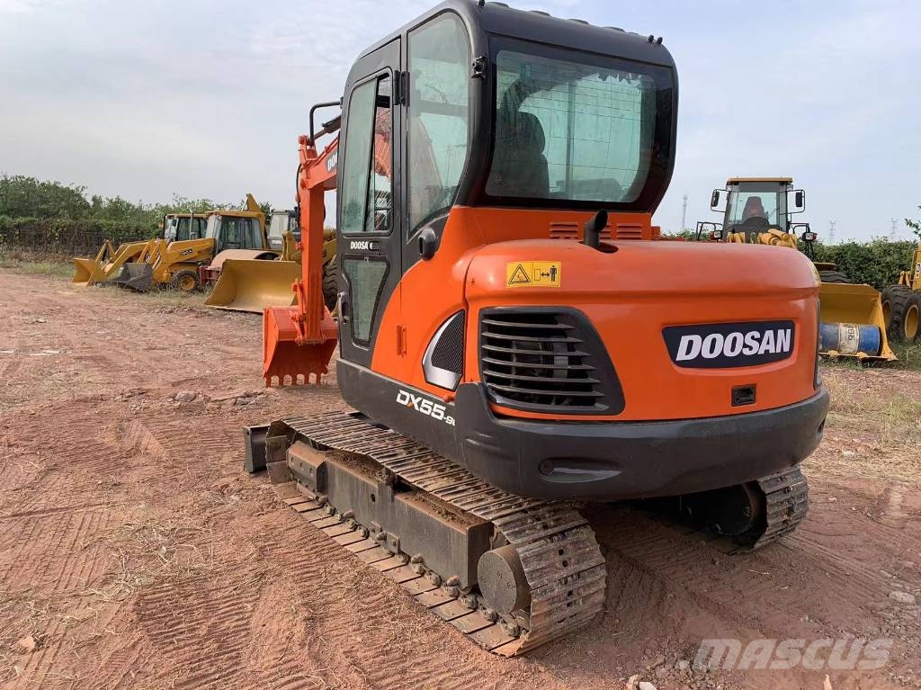 Doosan DX55 Miniescavatori