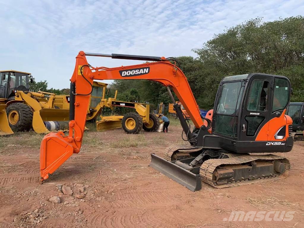 Doosan DX55 Miniescavatori