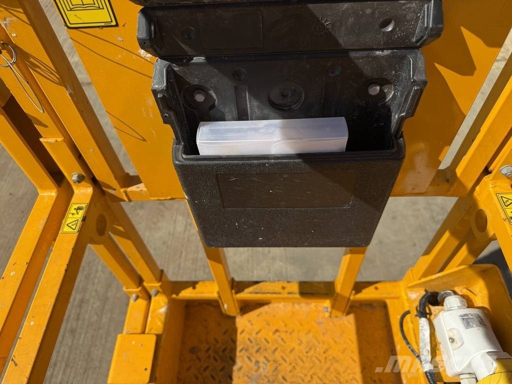JCB S 1930 E 8m Electric Scissor Lift Škarjaste dvižne ploščadi