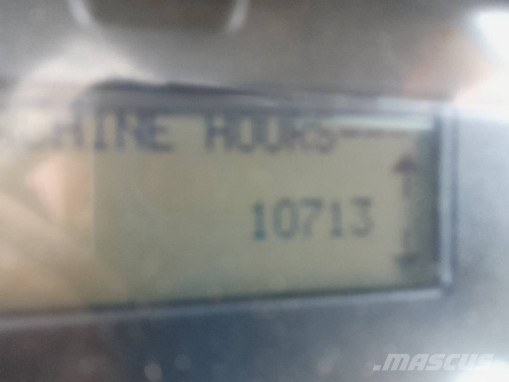 Volvo L 70 E لوادر بعجل