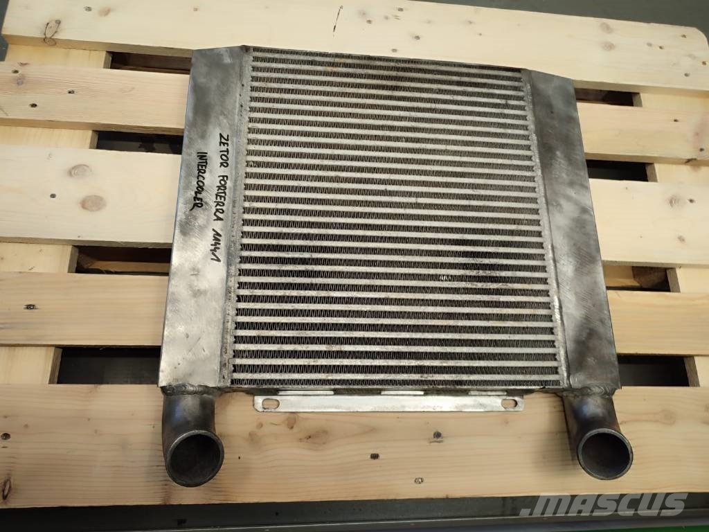 11441 intercooler air cooler Zetor Forterra Jäähdyttimet