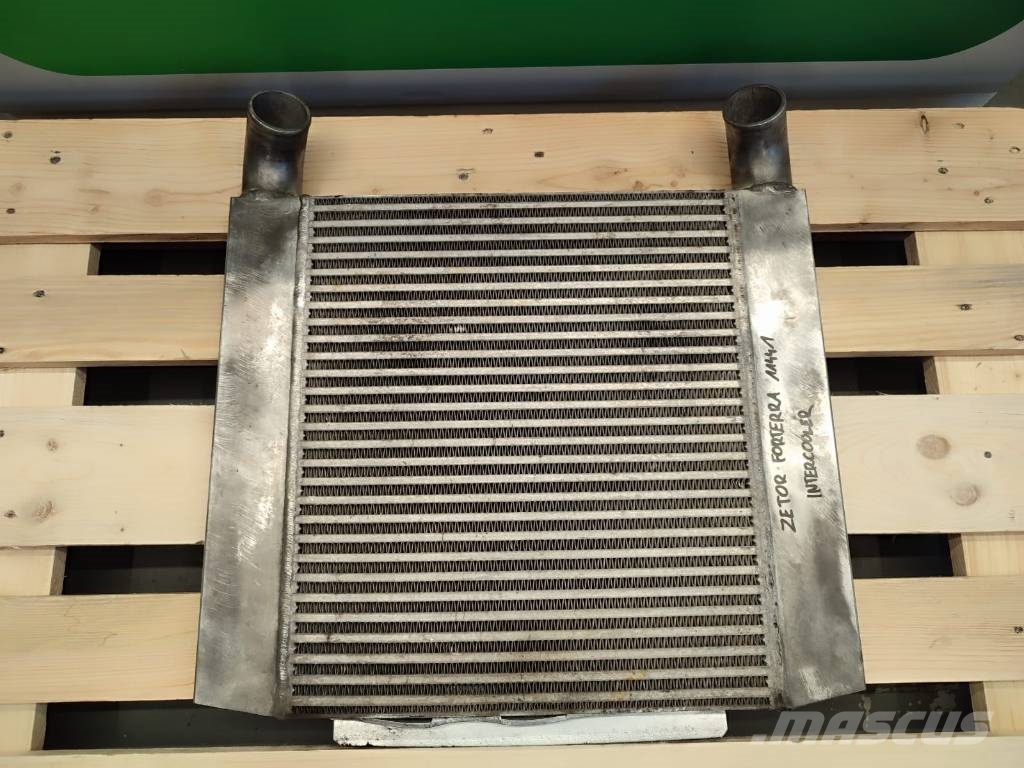 11441 intercooler air cooler Zetor Forterra Jäähdyttimet