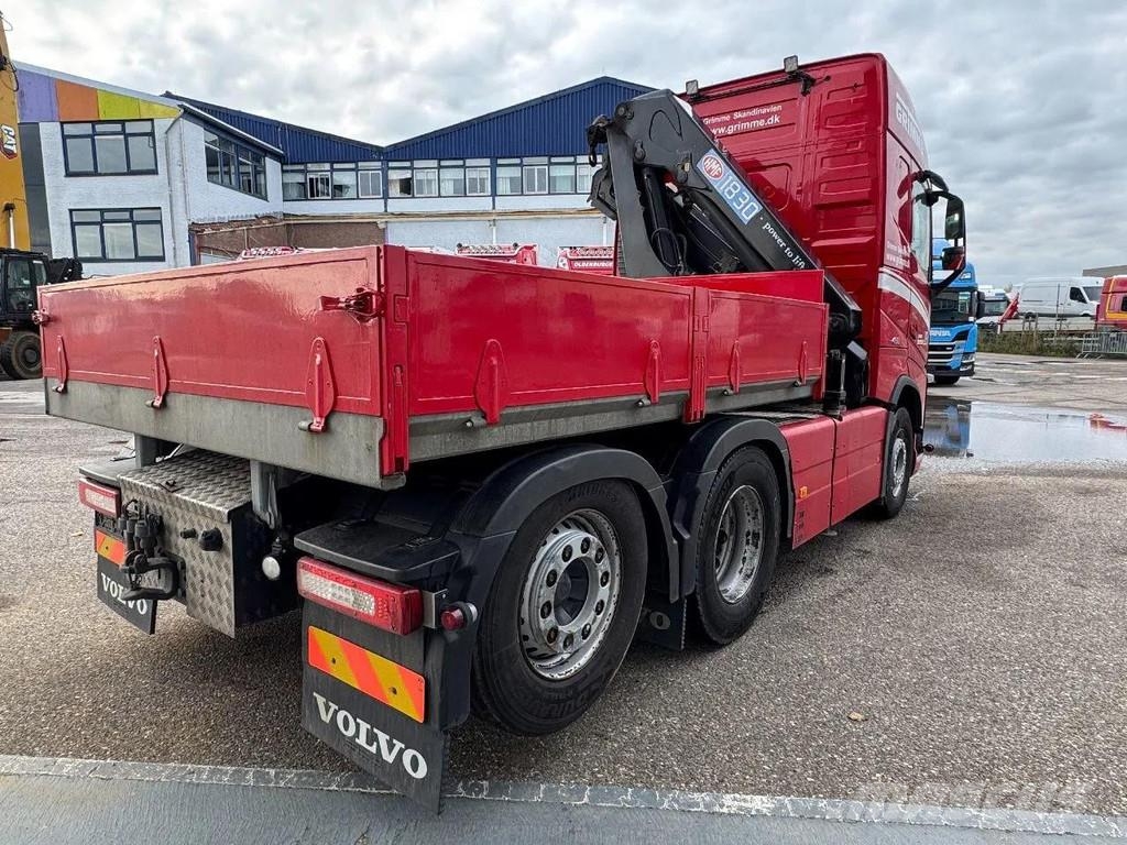 Volvo FH 460 6X2 EURO 6 HMF 1830 + REMOTE CONTROL Kranen voor alle terreinen