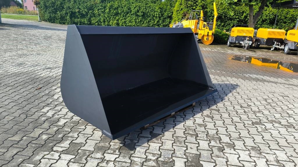 Manitou Do Manitou 2,5 m3 Kašike / Korpe