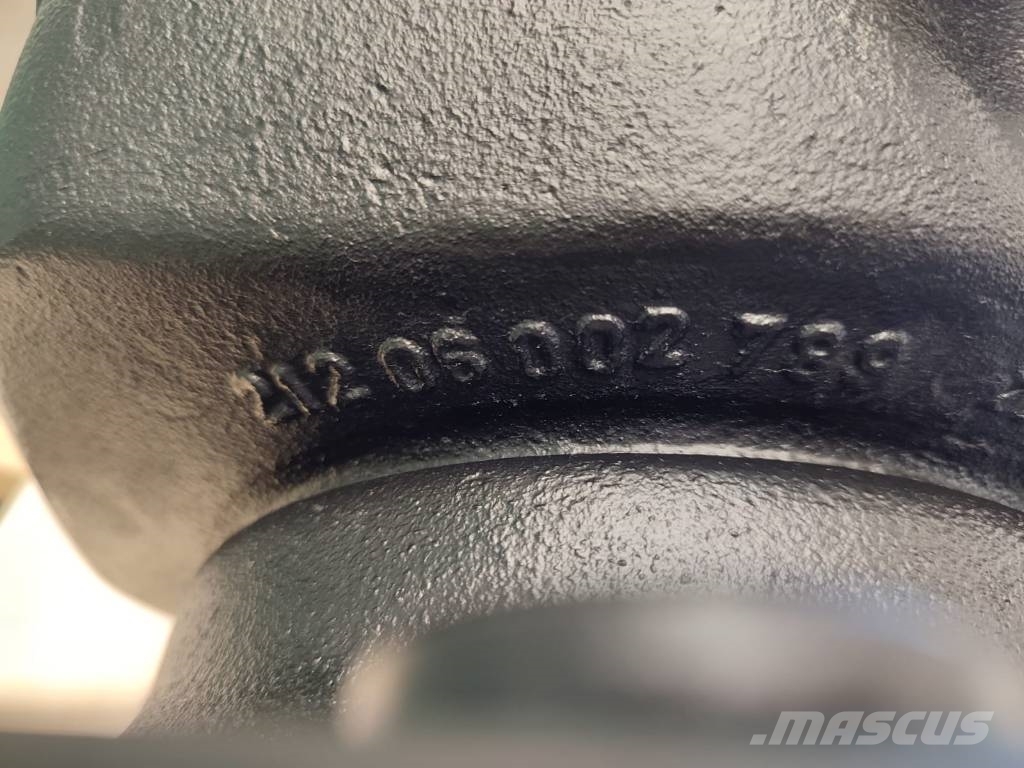 Hub hub 21206002789 Hub Axle Steering knuckle Mani 轴