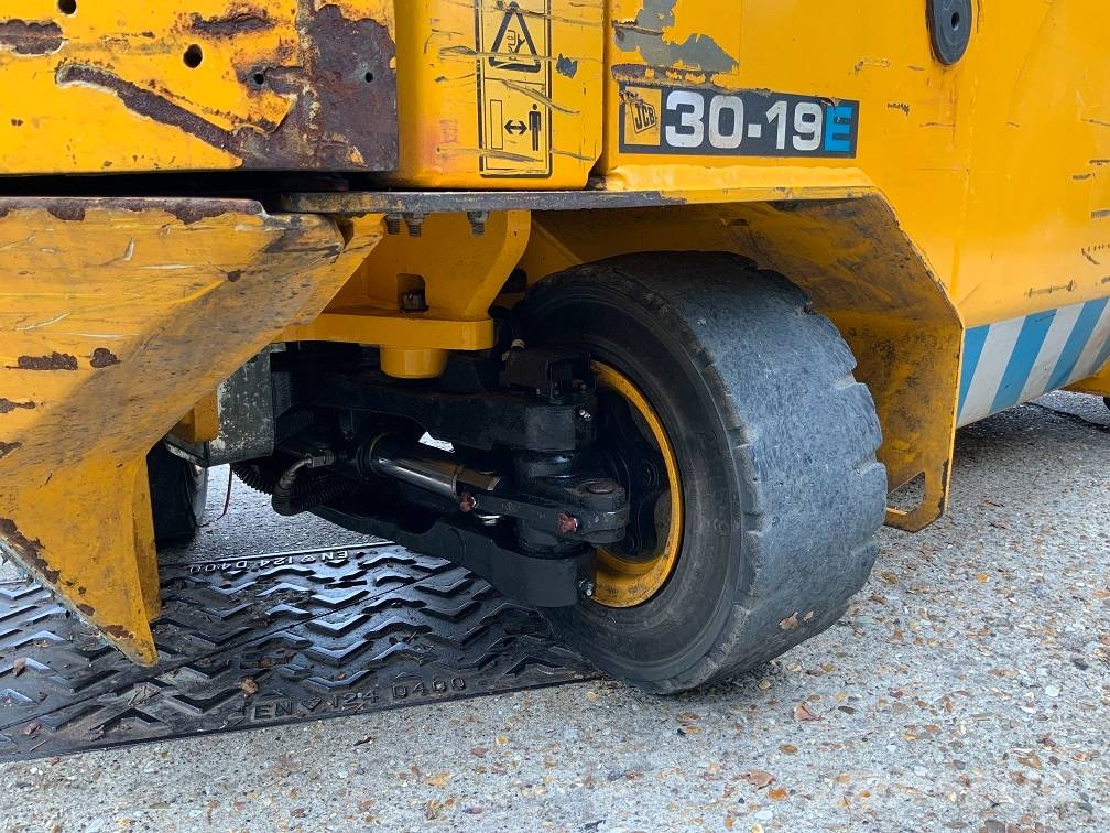 JCB TLT30-19 E Teleskopiskie manipulatori