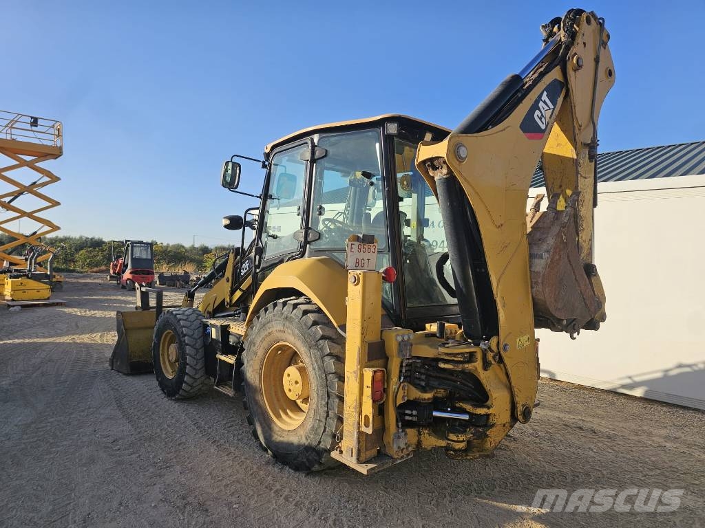 CAT 432 F Retrocargadoras