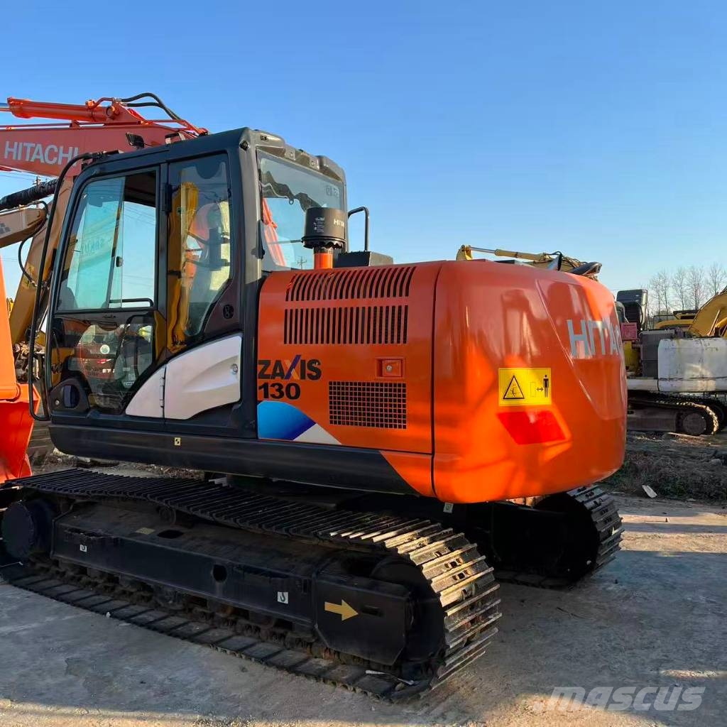 Hitachi ZX 130 Lánctalpas kotrók