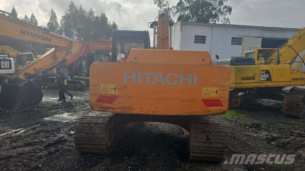 Fiat-Hitachi FH 150 LC-3 حفارات زحافة