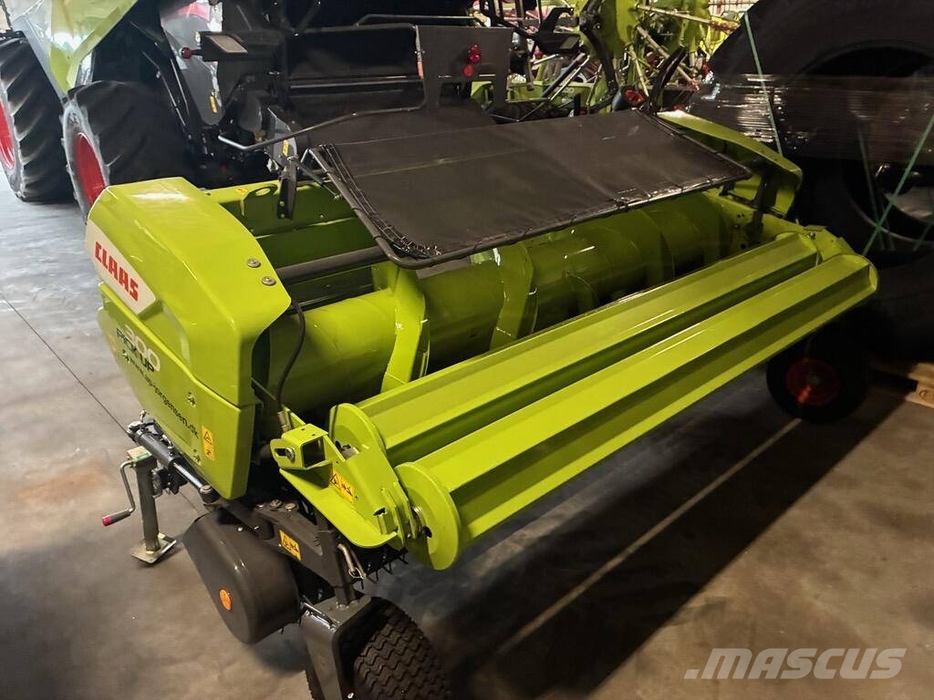 CLAAS PICK UP 300 Trince semoventi