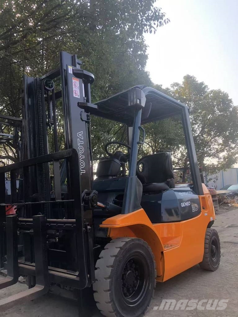 Toyota FD 30 Diesel forklifts