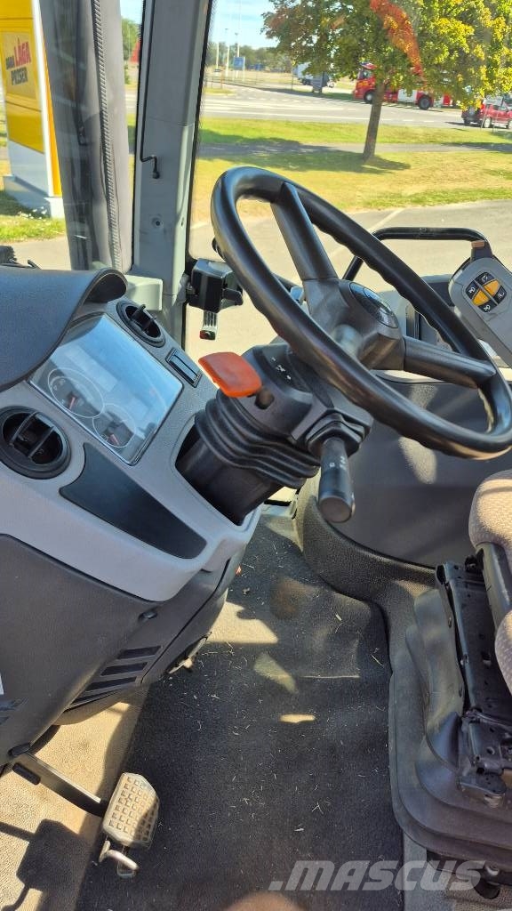 CLAAS Arion 640 Τρακτέρ