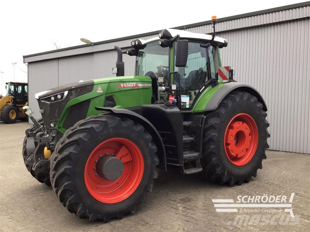 Fendt 936 VARIO GEN7 PROFI PLUS Traktorer