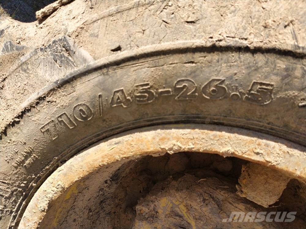 John Deere 1210 E Kuormatraktorit