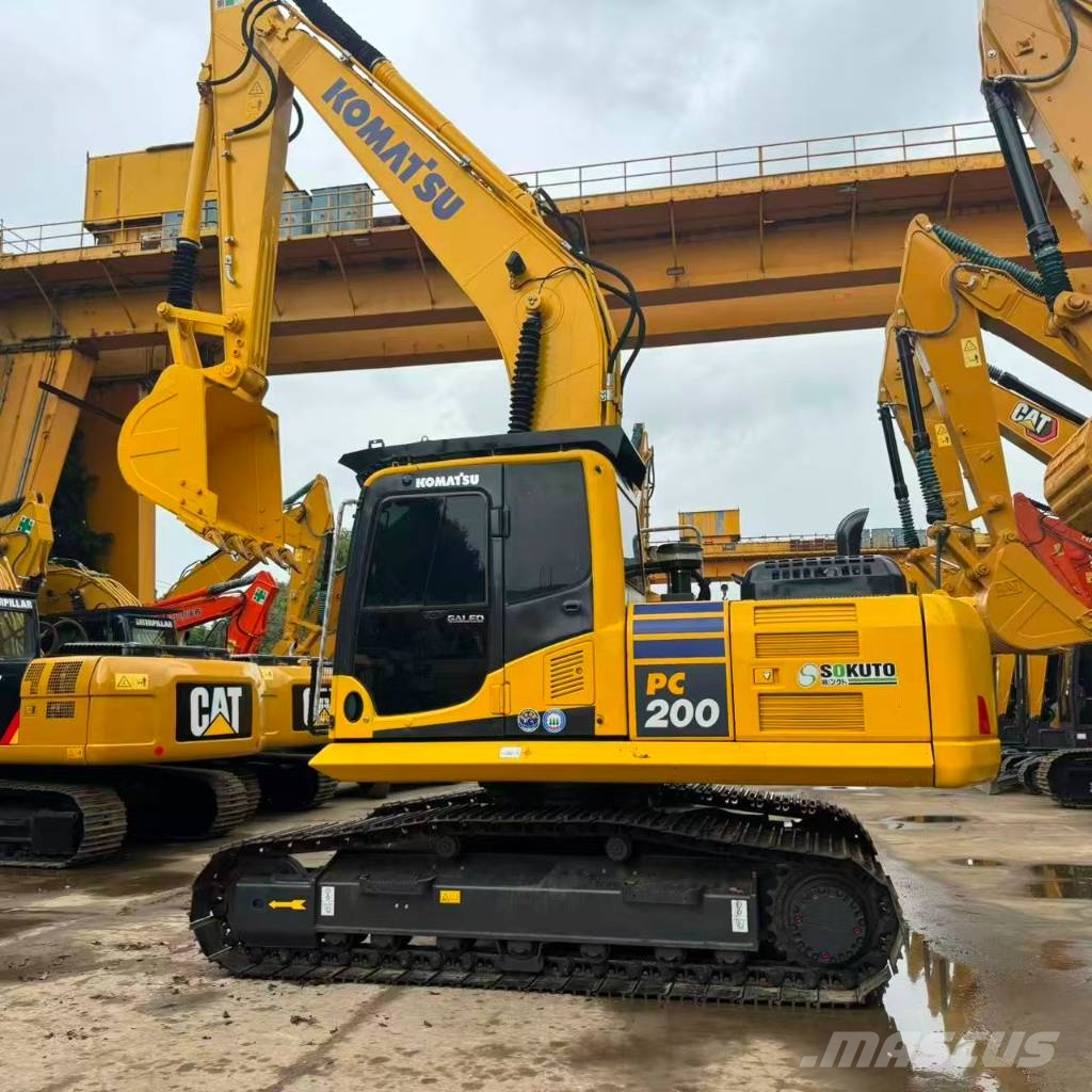 Komatsu PC 200-8 中型挖土機/掘鑿機/挖掘機 7t-12t